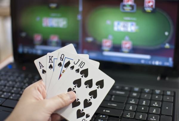Live Baccarat ကာစီနို ဂိမ်းဒီလာ